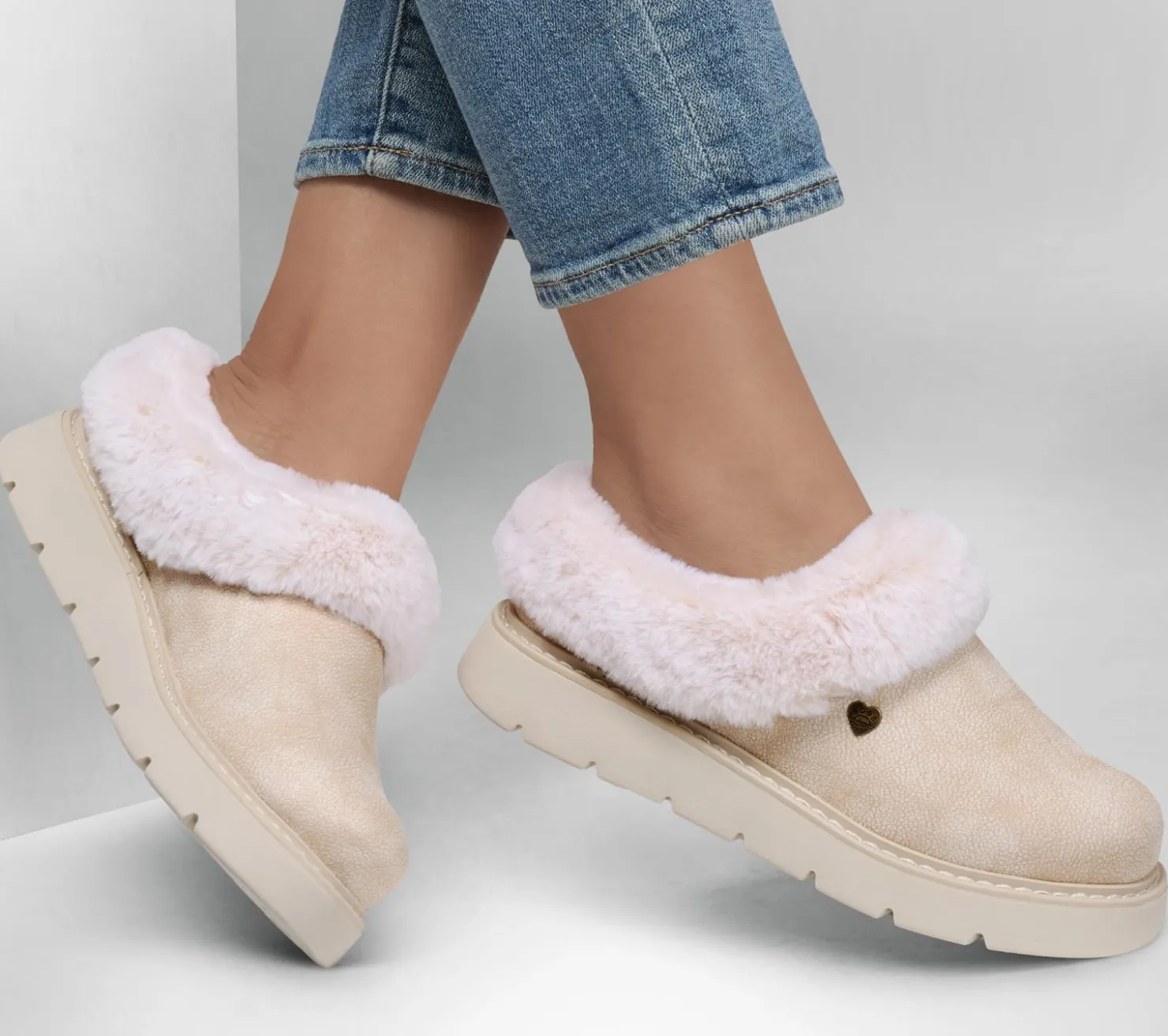 Slippers|Slip-Ons<SKECHERS BOBS Keepsakes Lite - Cozy Blend OFF WHITE