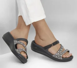 Sandals<SKECHERS Foamies: Arch Fit Ascend - Show Stopper BLACK