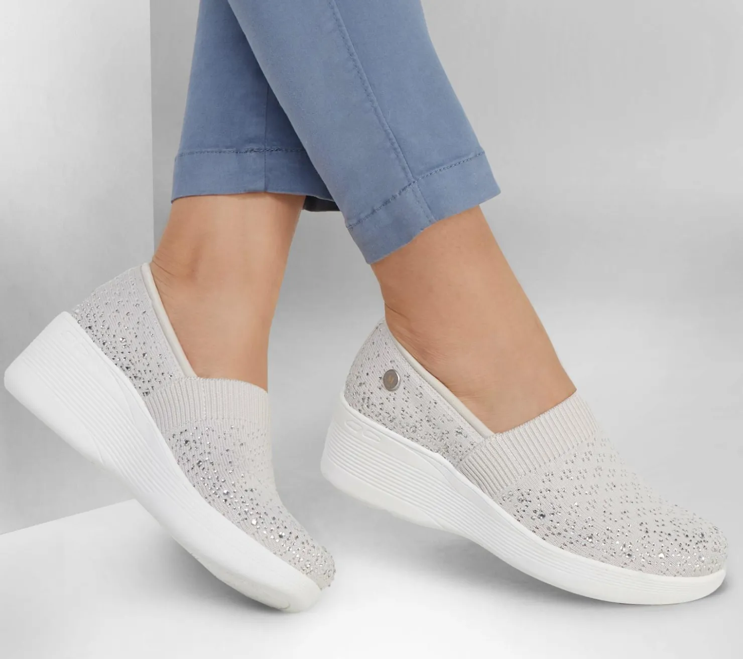 Wedges|Slip-Ons<SKECHERS Martha Stewart: Pier-Lite - Reflection LIGHT GRAY / SILVER
