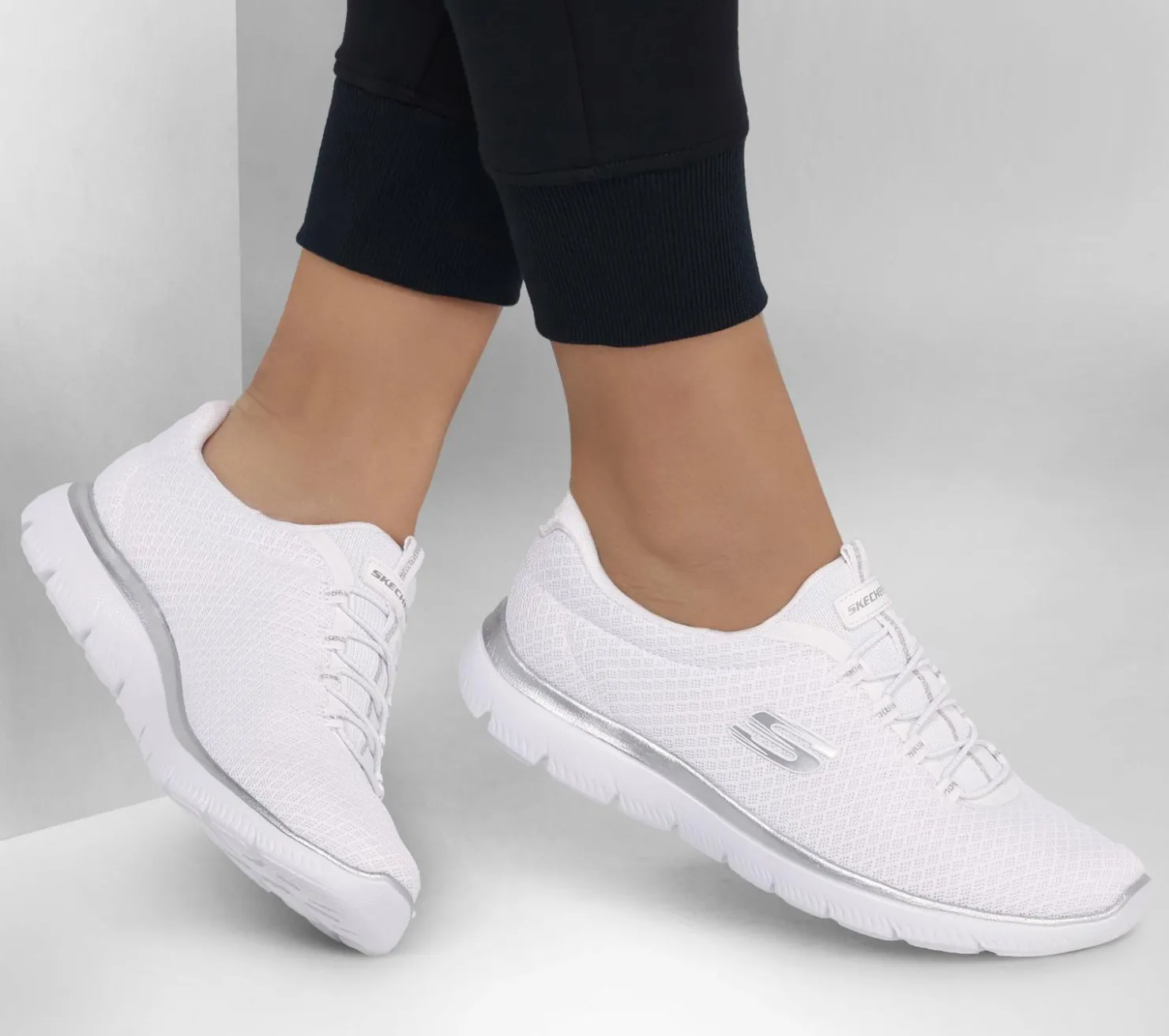 Athletic Sneakers<SKECHERS Summits WHITE / SILVER